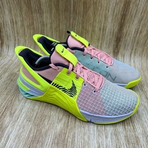 Nike Metcon 8 FlyEase Womens Size 8 Arctic Orange Volt Training Shoes DO9381-800